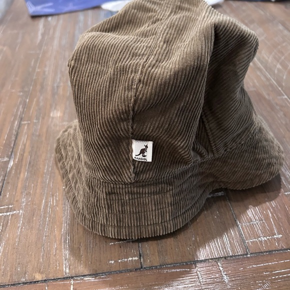 Kangol cap - Picture 3 of 3